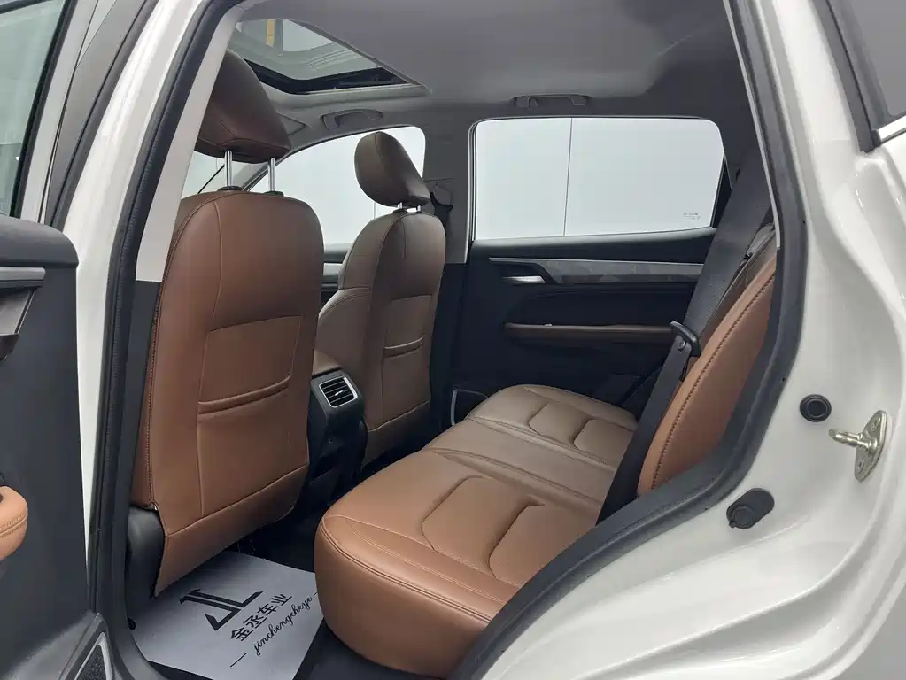 Geely Vision X6 — фото 8