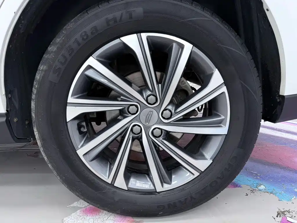 Geely Vision X6 — фото 20