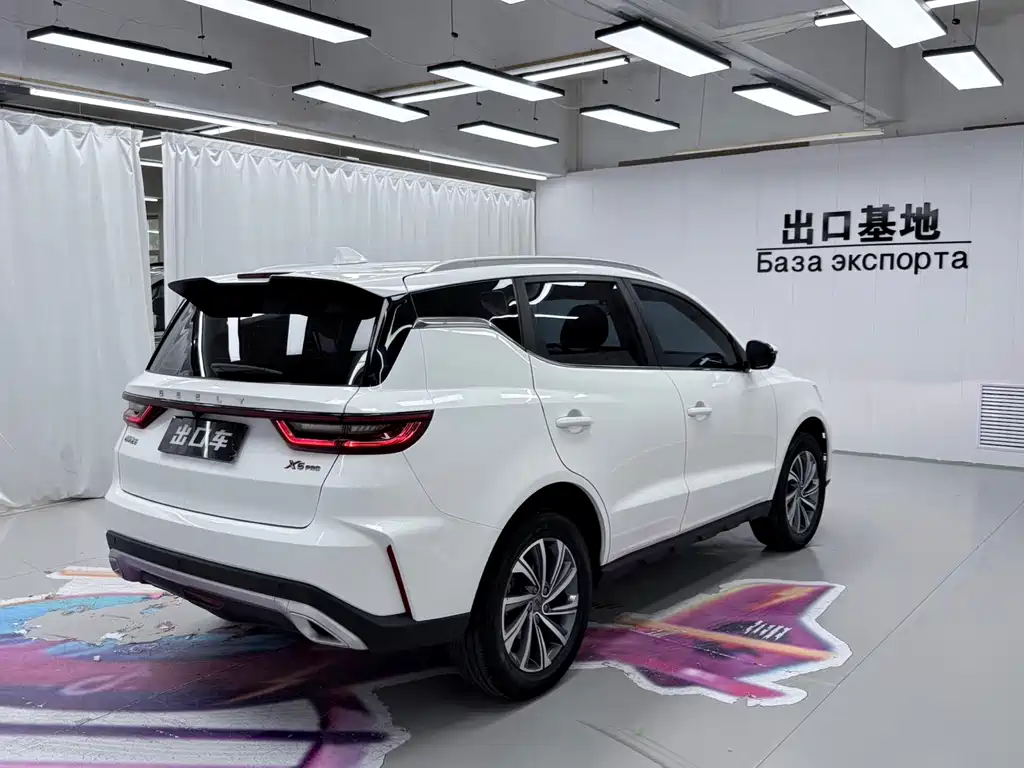 Geely Vision X6 — фото 6