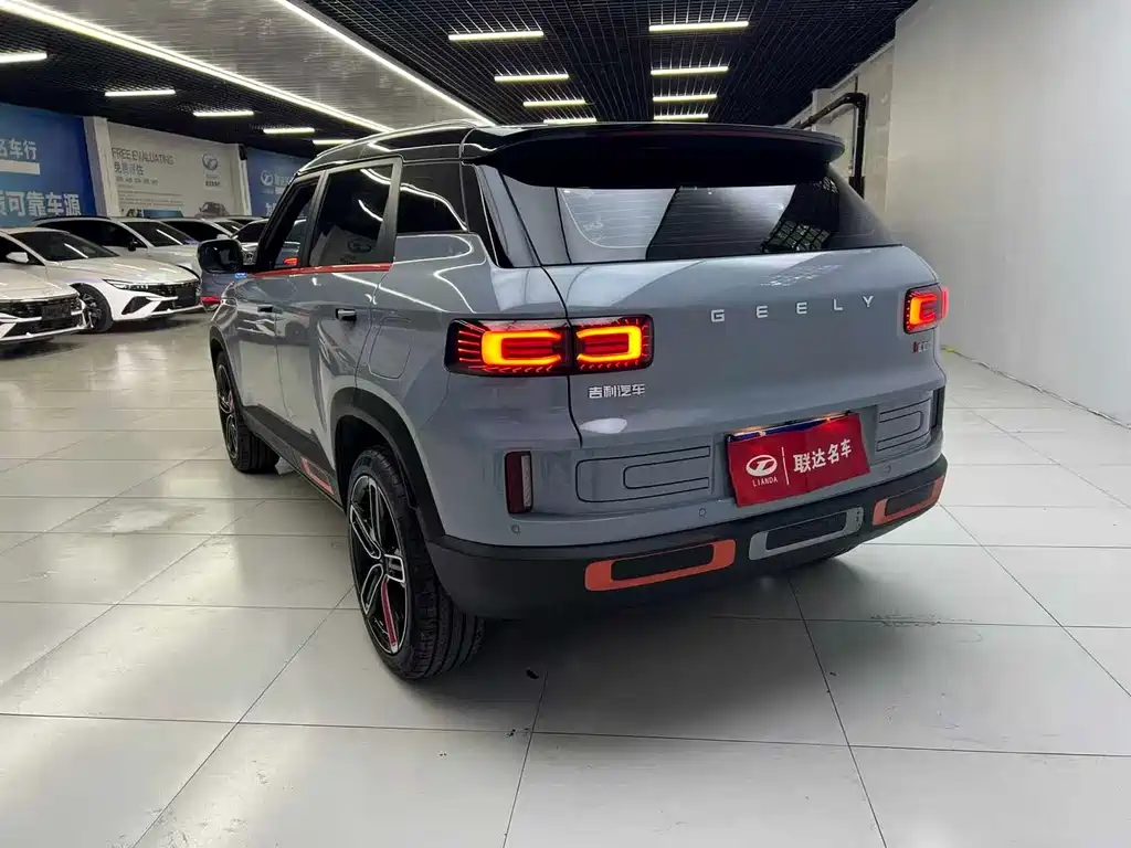Geely Icon — фото 8