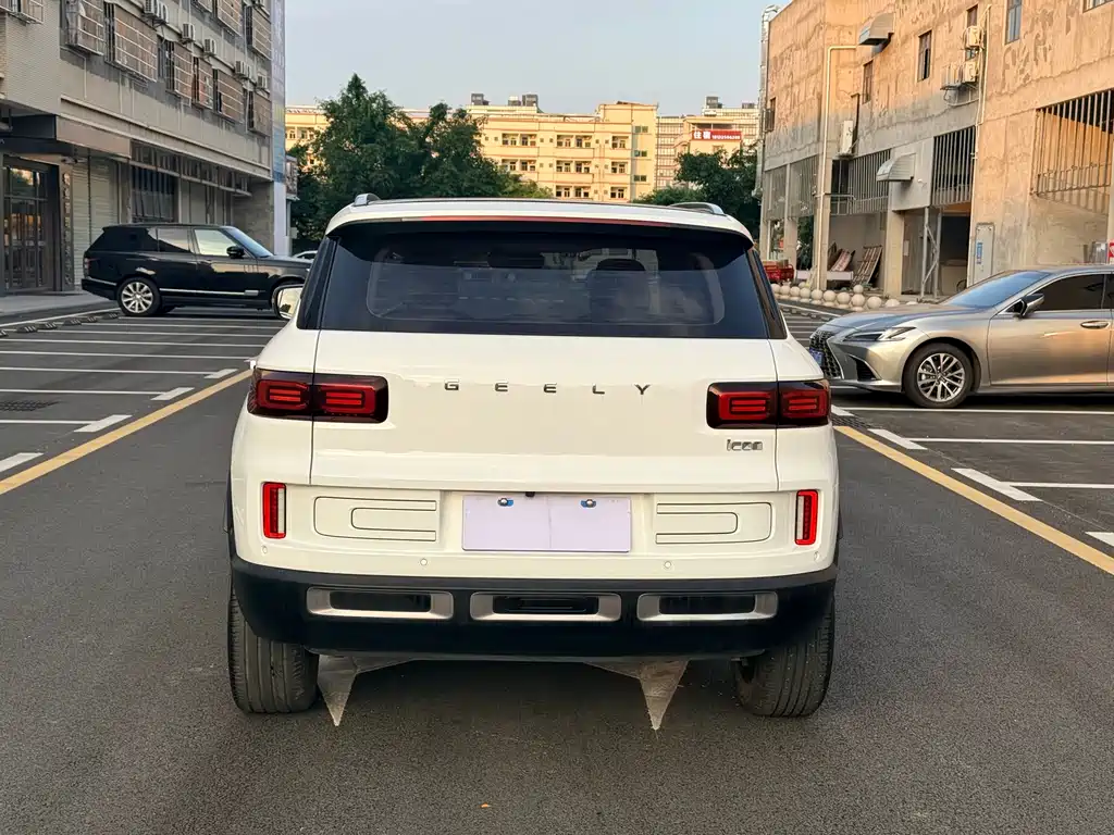 Geely Icon — фото 8