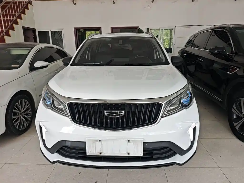 Geely Vision X3 — фото 3
