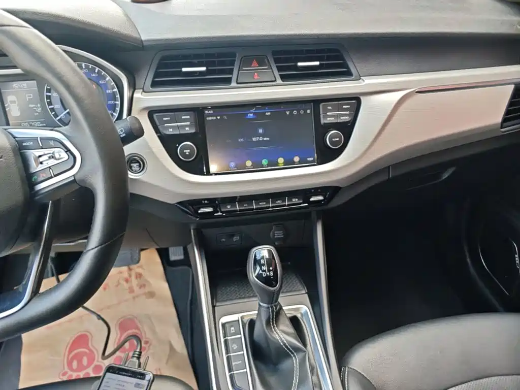 Geely Vision X3 — фото 13