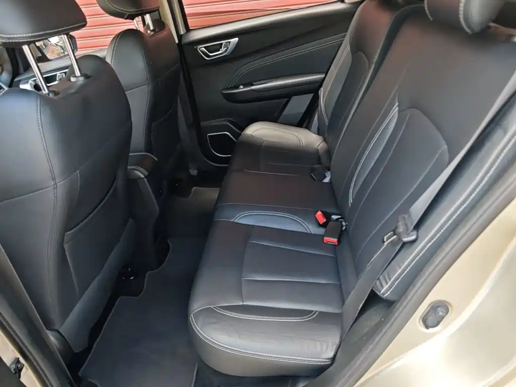 Geely Vision X3 — фото 17