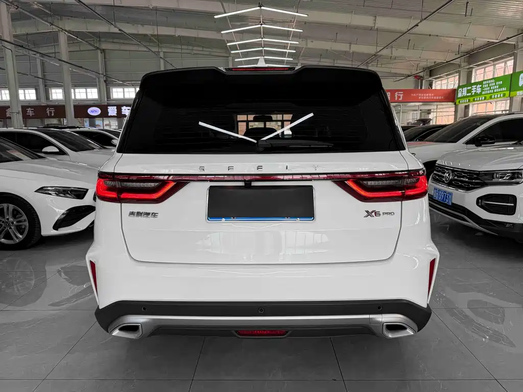 Geely Vision X6 — фото 5