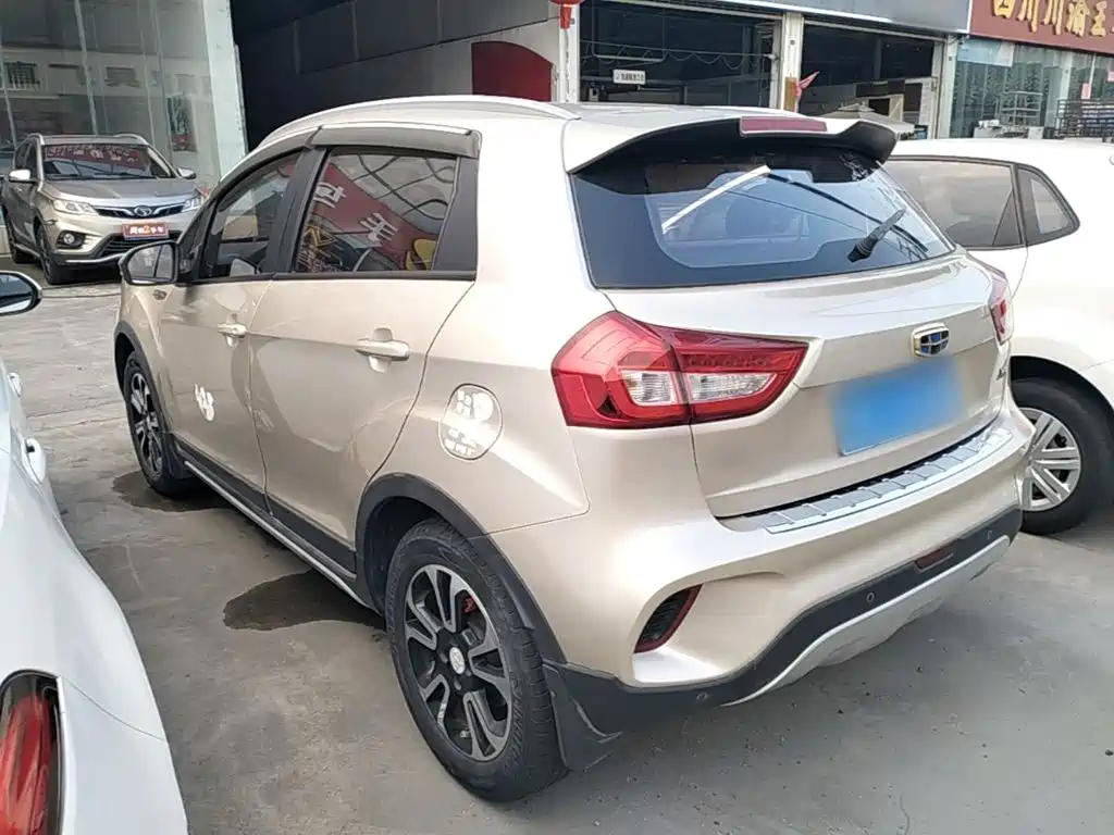 Geely Vision X3 — фото 5