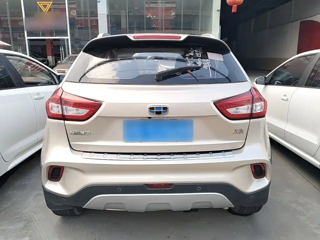 Geely Vision X3 — фото 6