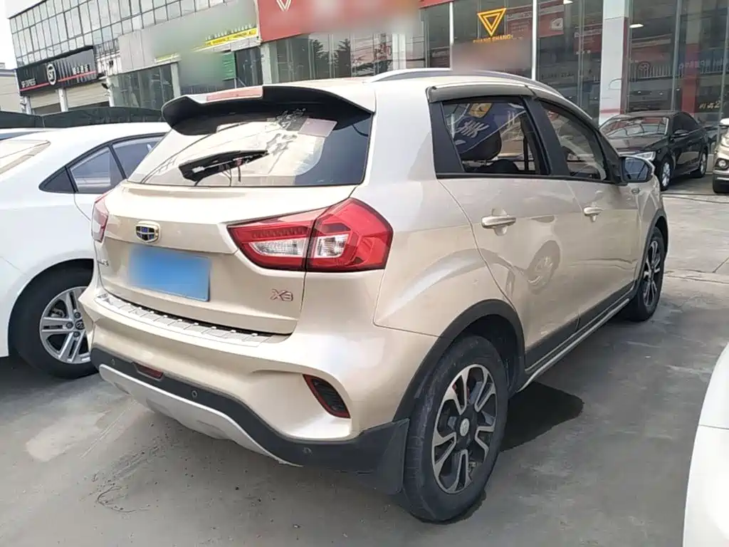 Geely Vision X3 — фото 7