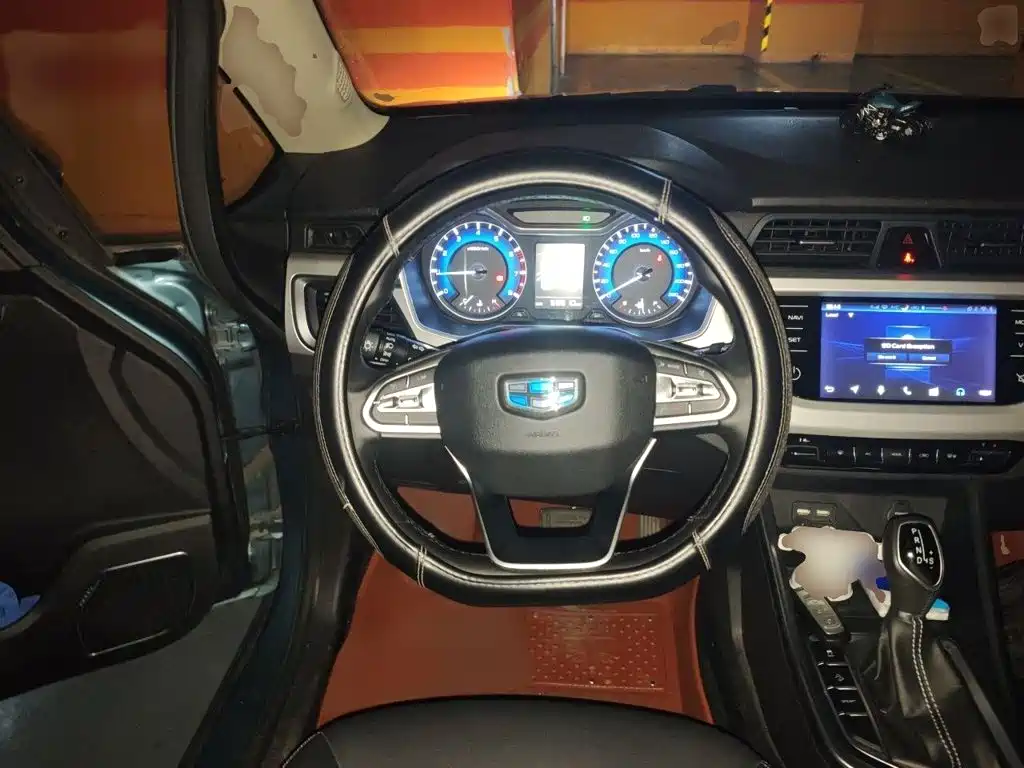 Geely Vision X3 — фото 3