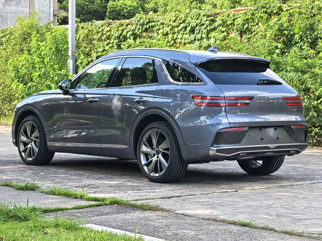 Genesis GV70 — фото 4