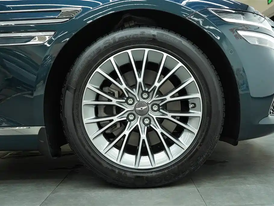 Genesis G80 — фото 11