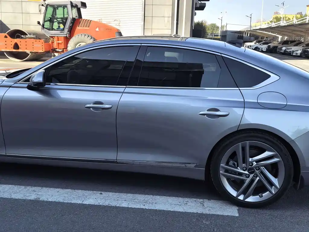 Genesis G80 — фото 2