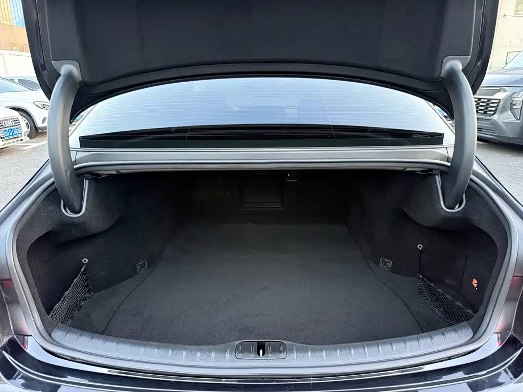 Genesis G80 — фото 25