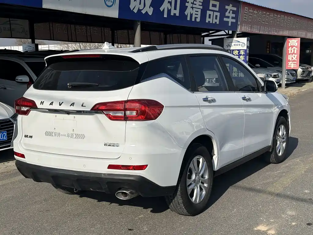 Haval M6 — фото 9