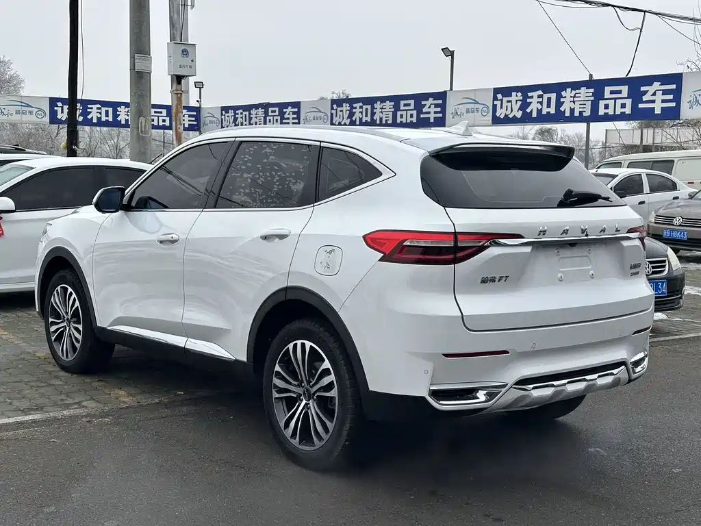 Haval F7 — фото 9