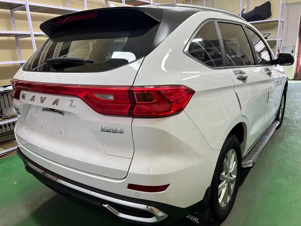 Haval M6 — фото 4