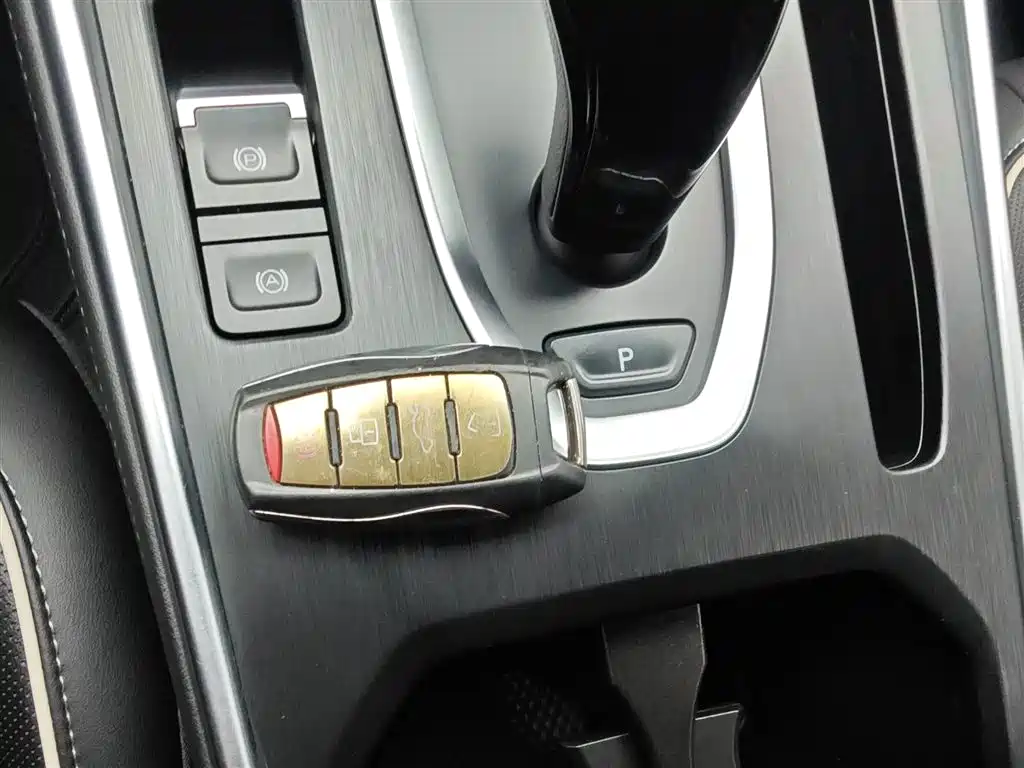 Haval H6 — фото 9