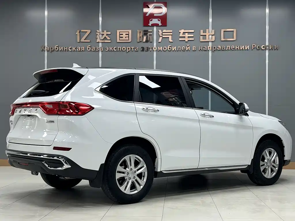 Haval M6 — фото 6