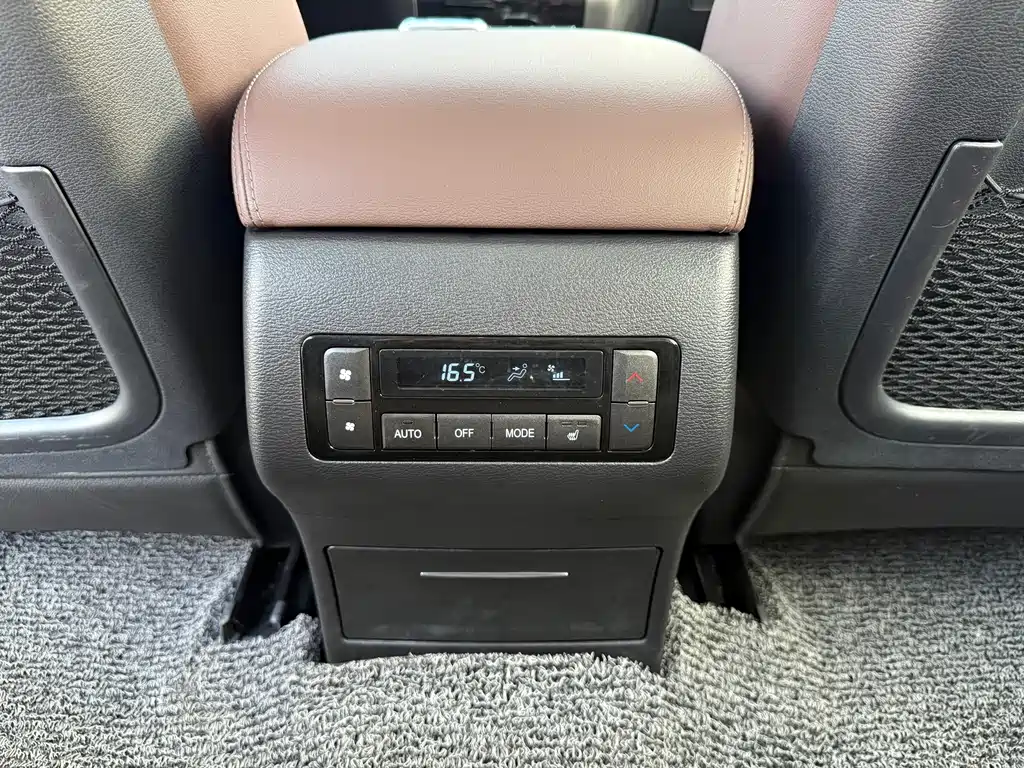 Haval H9 — фото 17