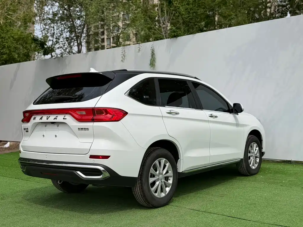Haval M6 — фото 7
