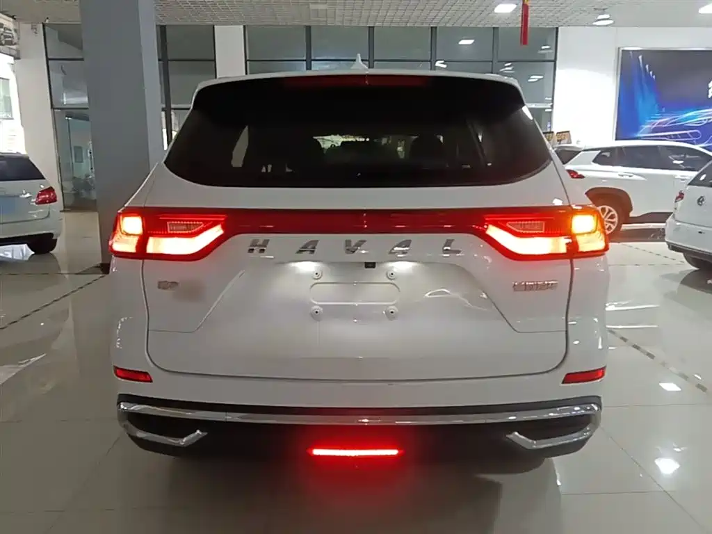 Haval M6 — фото 6