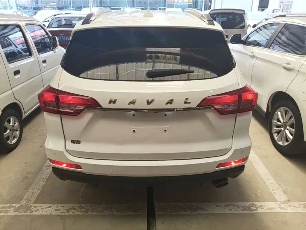 Haval M6 — фото 6