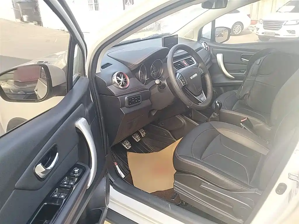 Haval H1 — фото 16
