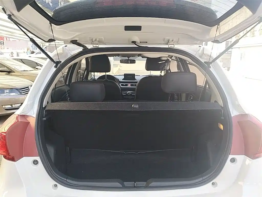 Haval H1 — фото 19
