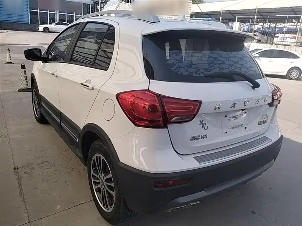 Haval H1 — фото 5