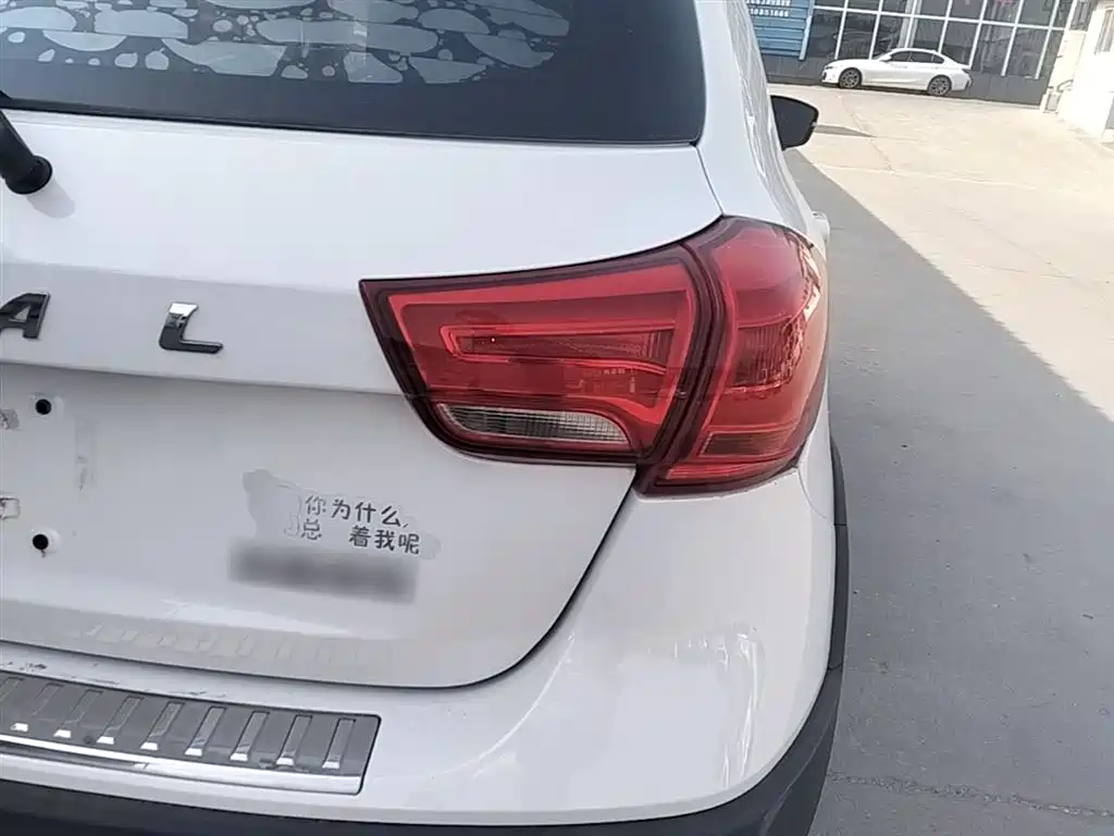 Haval H1 — фото 8