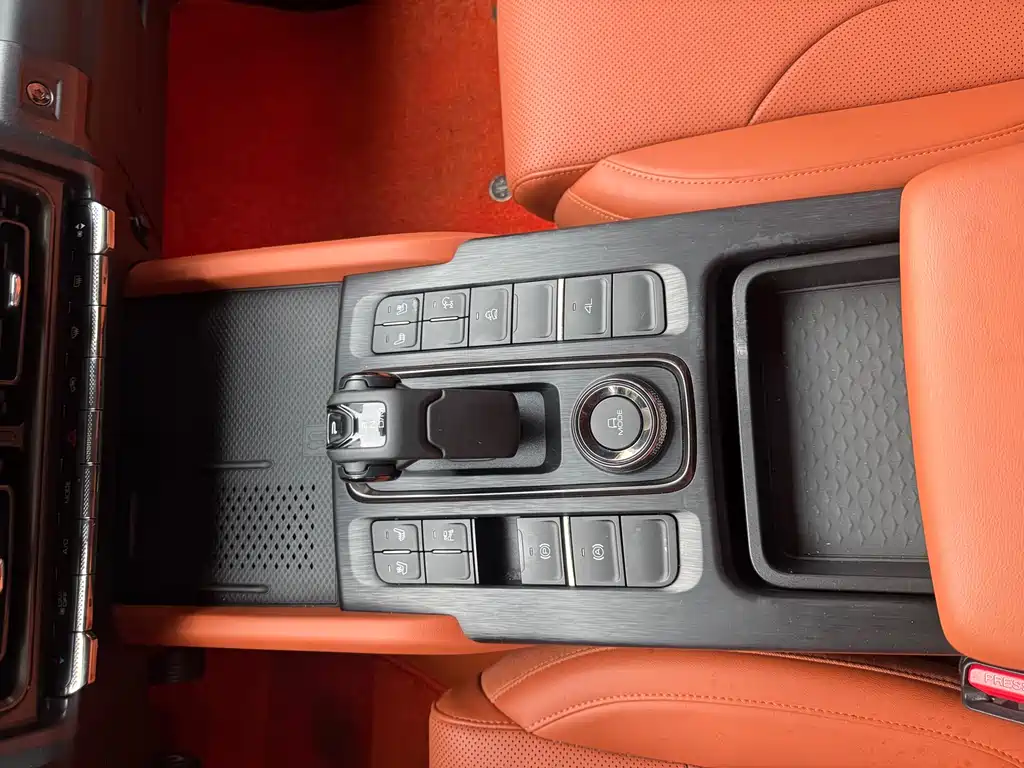Haval H9 — фото 12