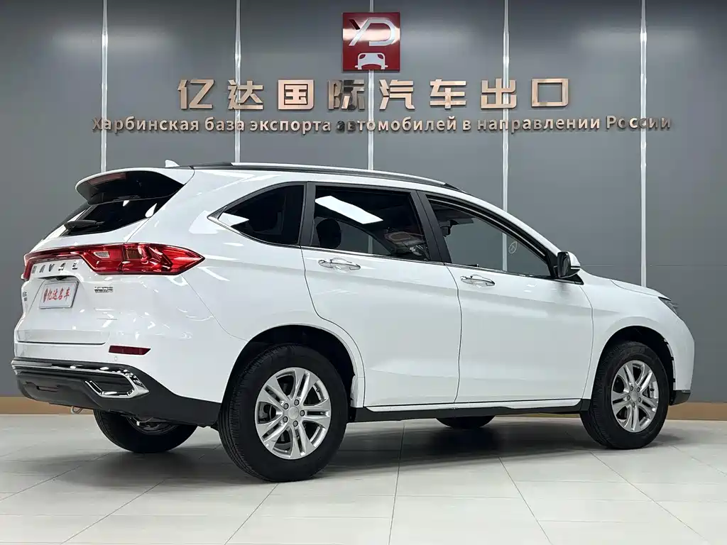 Haval M6 — фото 5