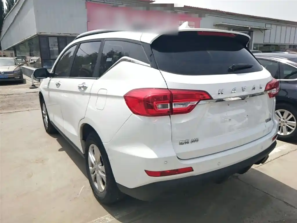 Haval M6 — фото 5