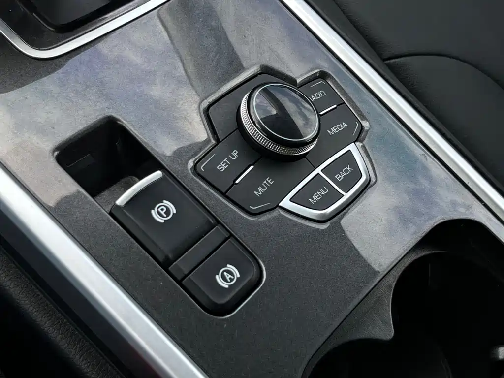 Haval H6 — фото 17