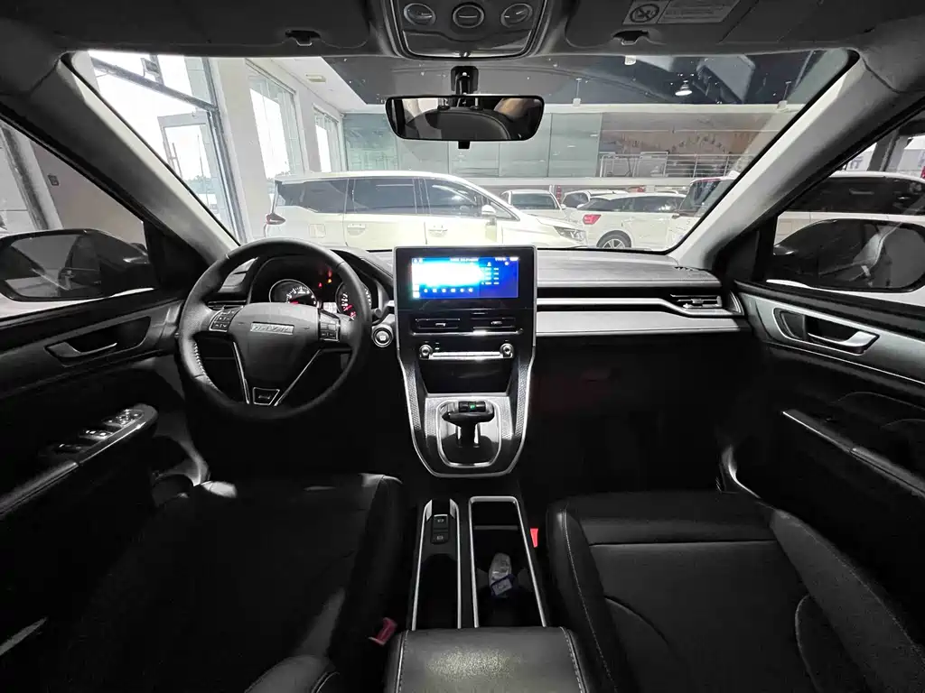 Haval M6 — фото 11