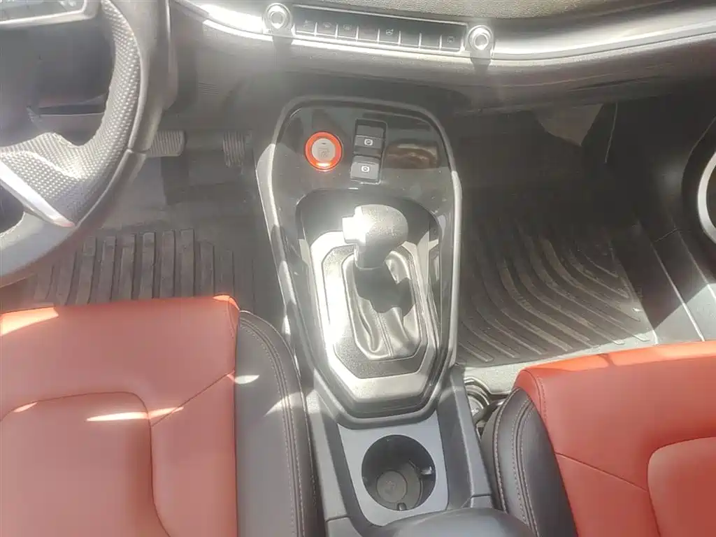 Haval H2s — фото 14