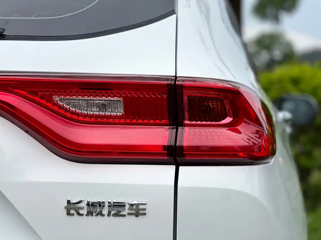 Haval M6 — фото 17
