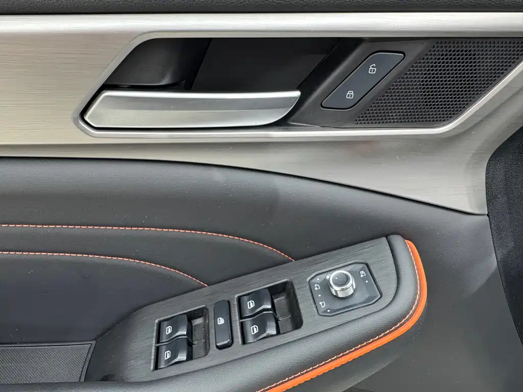Haval F7 — фото 14