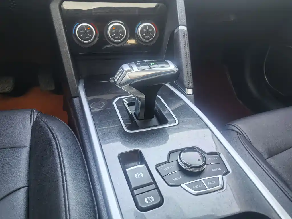 Haval H6 — фото 10