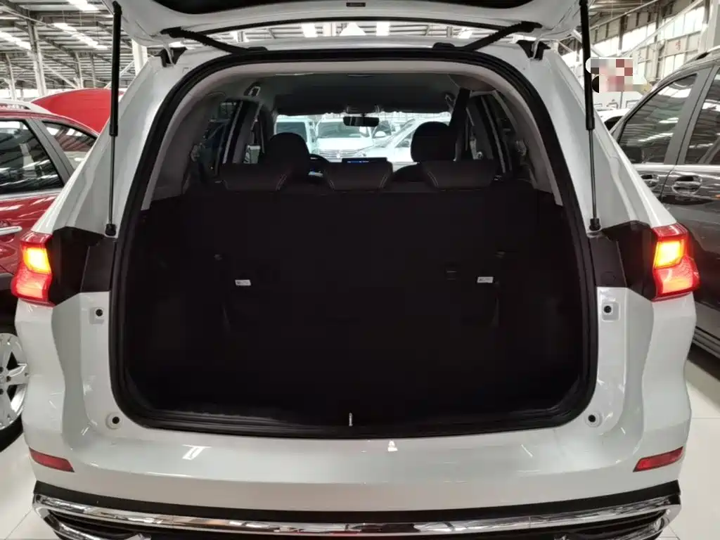 Haval M6 — фото 19