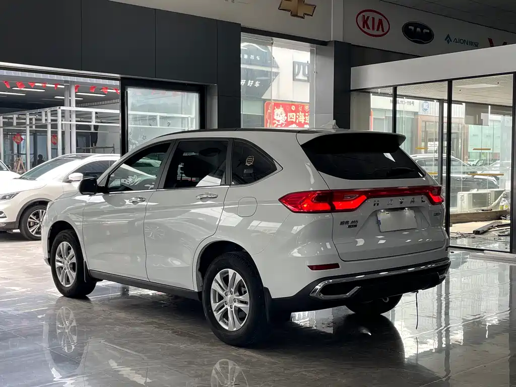 Haval M6 — фото 14
