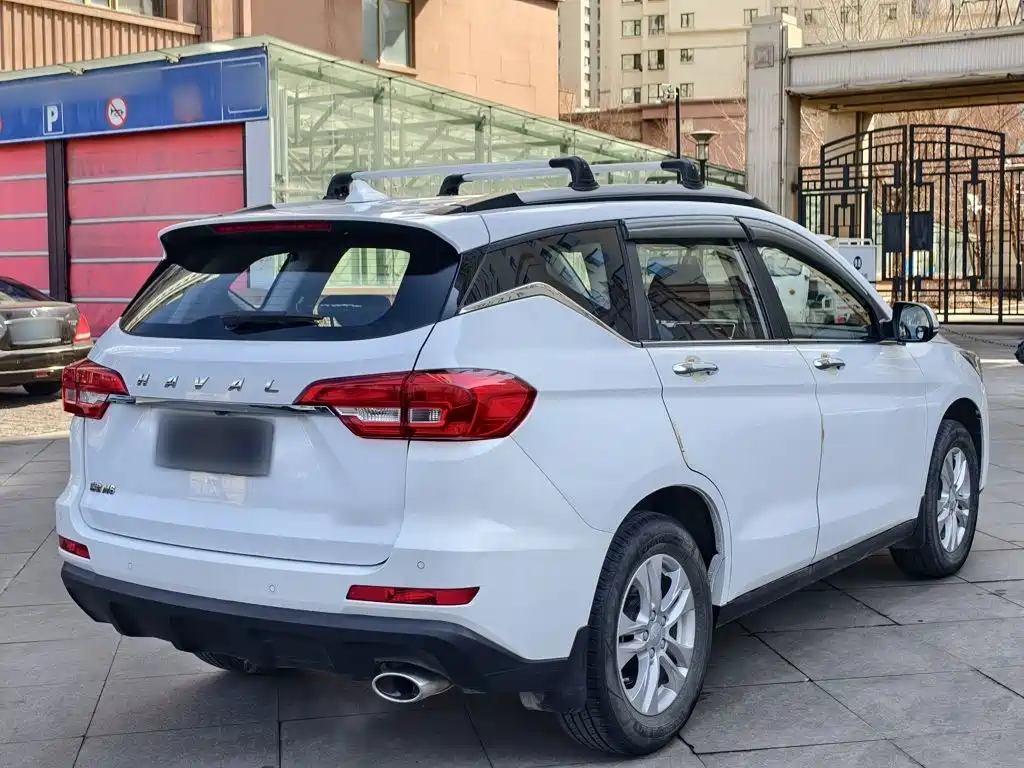 Haval M6 — фото 11