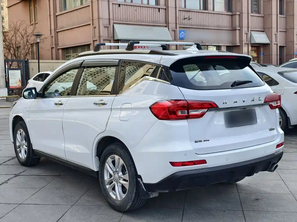 Haval M6 — фото 9
