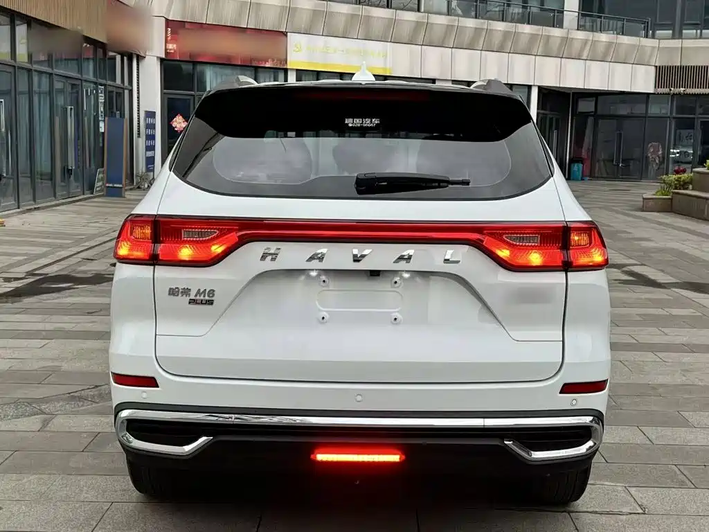 Haval M6 — фото 6