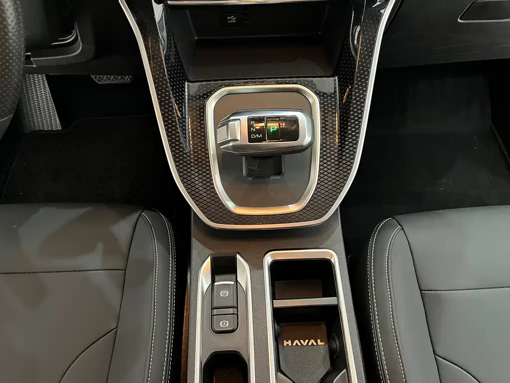 Haval M6 — фото 14