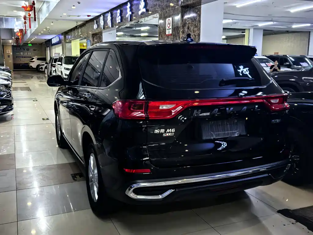 Haval M6 — фото 10