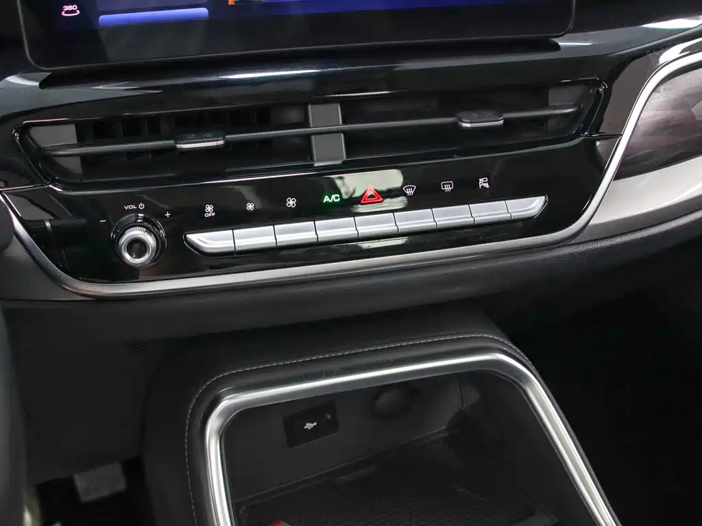 Haval H6 — фото 10