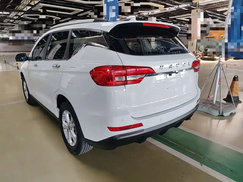 Haval M6 — фото 5