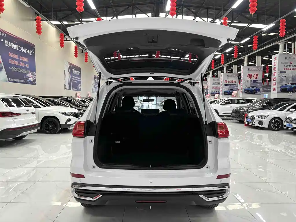 Haval M6 — фото 17