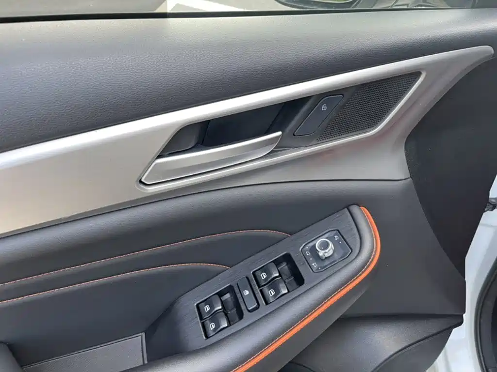 Haval F7 — фото 15